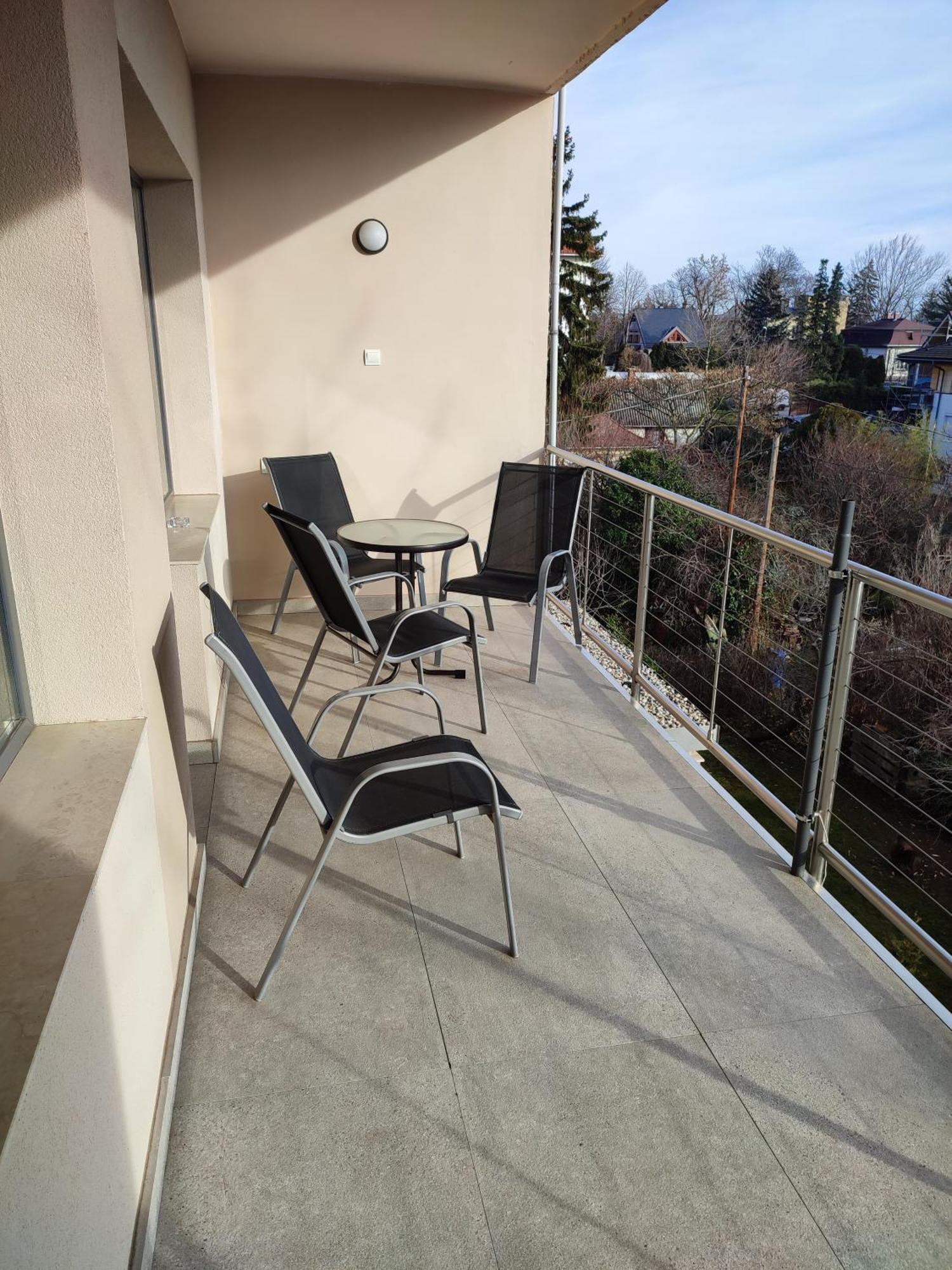 Lux Apartman Balatonfured Exterior photo